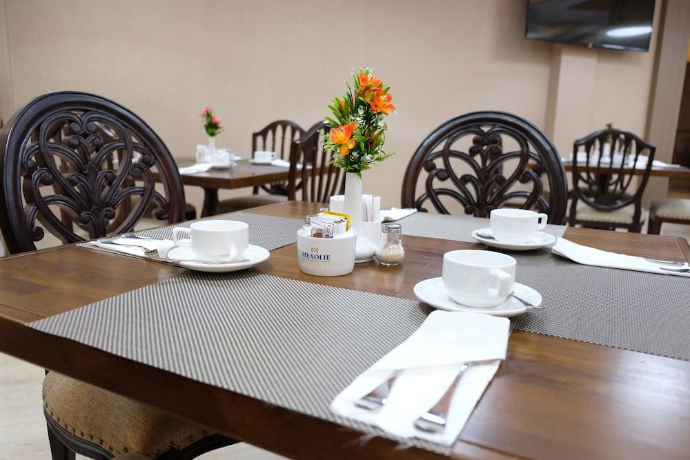 Mexolie Hotel Kebumen Dış mekan fotoğraf