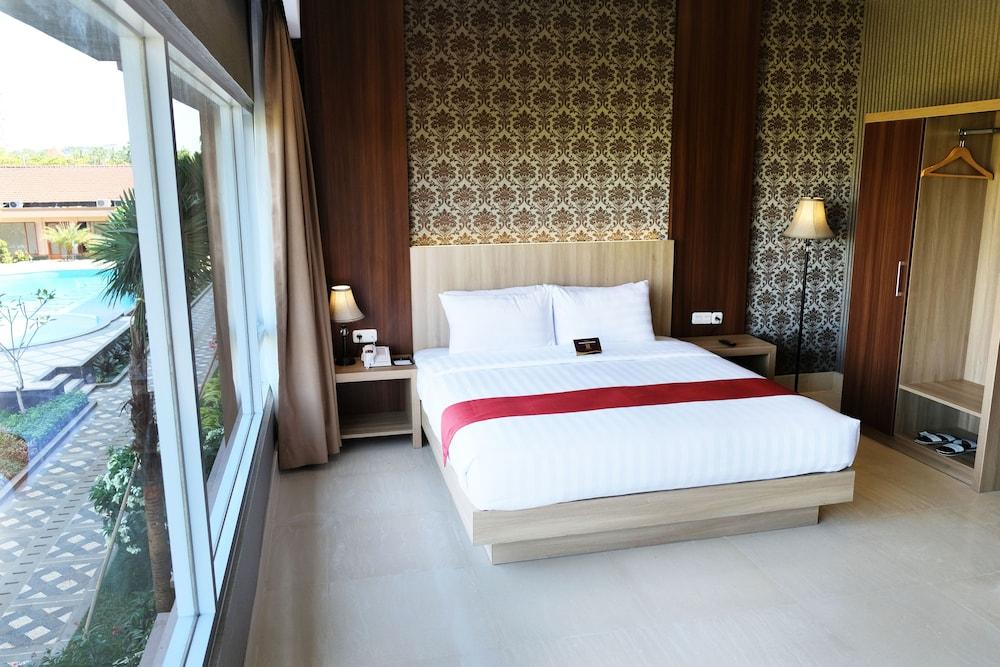Mexolie Hotel Kebumen Dış mekan fotoğraf