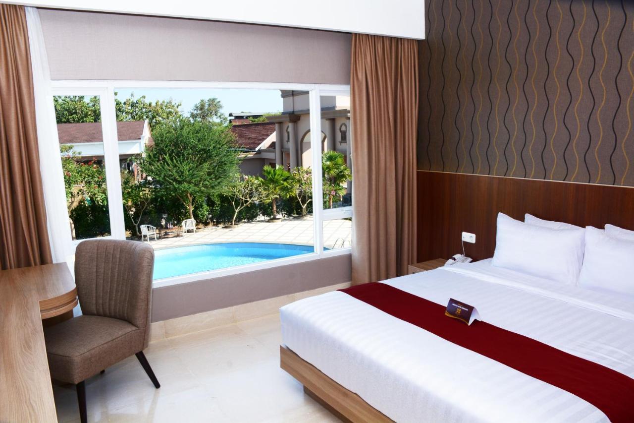 Mexolie Hotel Kebumen Dış mekan fotoğraf