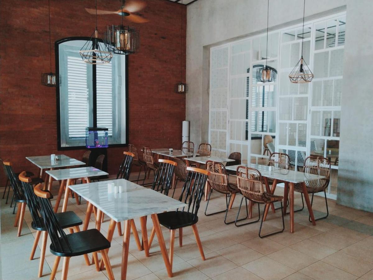 Mexolie Hotel Kebumen Dış mekan fotoğraf